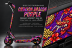 SEGWAY NINEBOT G3 / G3 D / G3 E SKIN | CRIMSON DRAGON PURPLE – Holo-Effekt simuliert; +24,99 EUR Aufpreis. Digitale Materialsimulation, keine physische Druckprobe. Nur Body-Skin; Trittbrett und Felgenaufkleber separat; Scooter nicht enthalten.