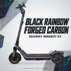 SEGWAY NINEBOT E3 SKIN | BLACK RAINBOW FORGED CARBON – Designvisualisierung am passenden Scooter. Scooter nicht enthalten.