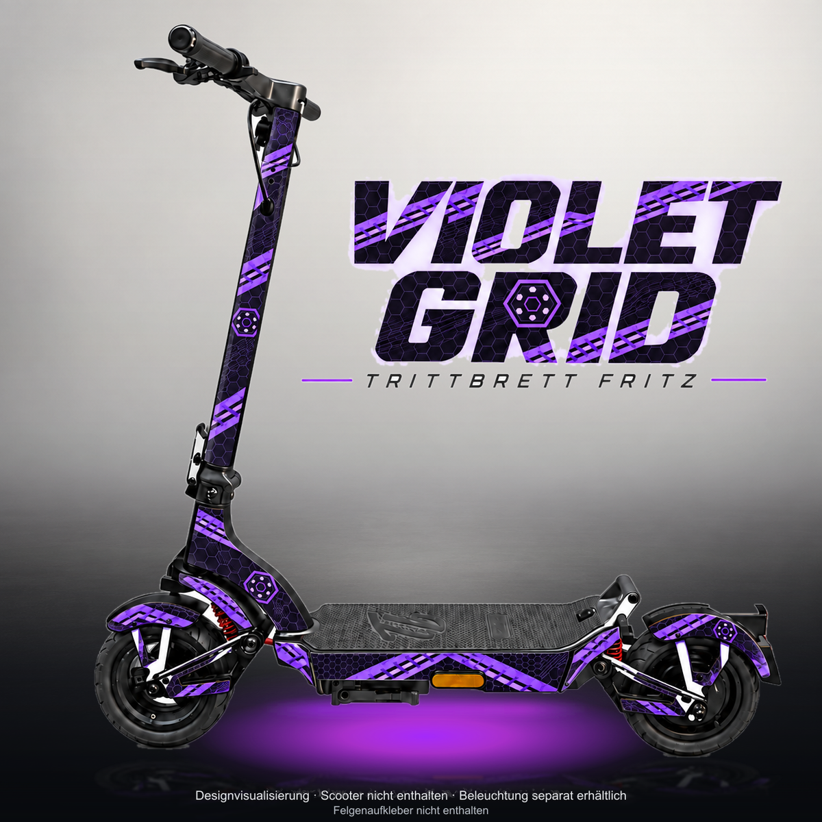 TRITTBRETT FRITZ SKIN | VIOLET GRID – Studiofoto mit Licht in der Skinfarbe; Scooter und Beleuchtung separat erhältlich