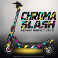 SEGWAY NINEBOT GT3 SKIN | CHROMA SLASH – Studiofoto mit Licht in der Skinfarbe; Scooter und Beleuchtung separat erhältlich