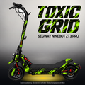 SEGWAY NINEBOT ZT3 PRO / ZT3 PRO D SKIN | TOXIC GRID – Studiofoto mit Licht in der Skinfarbe; Scooter und Beleuchtung separat erhältlich