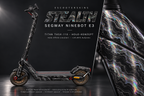 SEGWAY NINEBOT E3 / E3 PRO SKIN | STEALTH – Holo-Effekt simuliert; +24,99 EUR Aufpreis. Digitale Materialsimulation, keine physische Druckprobe. Nur Body-Skin; Trittbrett und Felgenaufkleber separat; Scooter nicht enthalten.