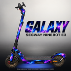 SEGWAY NINEBOT E3 / E3 PRO SKIN | GALAXY – Studiofoto mit Licht in der Skinfarbe; Scooter und Beleuchtung separat erhältlich