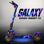 SEGWAY NINEBOT F3 / F3 PRO SKIN | GALAXY – Studiofoto mit Licht in der Skinfarbe; Scooter und Beleuchtung separat erhältlich