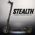 SEGWAY NINEBOT G2 MAX SKIN | STEALTH – Studiofoto mit Licht in der Skinfarbe; Scooter und Beleuchtung separat erhältlich