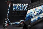 SEGWAY NINEBOT G3 / G3 D / G3 E SKIN | WAVE – Holo-Effekt simuliert; +24,99 EUR Aufpreis. Digitale Materialsimulation, keine physische Druckprobe. Nur Body-Skin; Trittbrett und Felgenaufkleber separat; Scooter nicht enthalten.