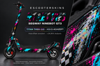 SEGWAY NINEBOT GT3 SKIN | STREET VIBES – Holo-Effekt simuliert; +24,99 EUR Aufpreis. Digitale Materialsimulation, keine physische Druckprobe. Nur Body-Skin; Trittbrett und Felgenaufkleber separat; Scooter nicht enthalten.