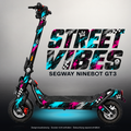 SEGWAY NINEBOT GT3 SKIN | STREET VIBES – Studiofoto mit Licht in der Skinfarbe; Scooter und Beleuchtung separat erhältlich
