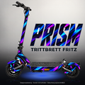 TRITTBRETT FRITZ SKIN | PRISM – Studiofoto mit Licht in der Skinfarbe; Scooter und Beleuchtung separat erhältlich