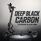 TEVERUN BLADE MINI / PRO / ULTRA SKIN | DEEP BLACK CARBON – Designvisualisierung mit Licht in der Skinfarbe; Scooter nicht enthalten, Beleuchtung separat erhältlich