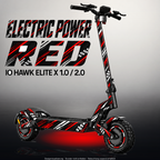 IO HAWK ELITE X 1.0 / 2.0 SKIN | ELECTRIC POWER RED – Designvisualisierung im Studio-Look mit Licht in der Skinfarbe; Scooter nicht enthalten, Beleuchtung separat erhältlich