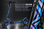 IO HAWK LEGACY SKIN | MYSTERY ATLANTIS – Holo-Effekt simuliert; +24,99 EUR Aufpreis. Digitale Materialsimulation, keine physische Druckprobe. Nur Body-Skin; Scooter und Felgenaufkleber nicht enthalten.