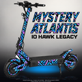 IO HAWK LEGACY SKIN | MYSTERY ATLANTIS – Designvisualisierung mit Licht in der Skinfarbe; Scooter nicht enthalten, Beleuchtung separat erhältlich
