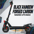 NAVEE UT5 MAX SKIN | BLACK RAINBOW FORGED CARBON – Designvisualisierung mit farblich passendem Lichtschein. Scooter nicht enthalten; Beleuchtung separat erhältlich.