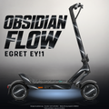 EGRET EY!1 SKIN | OBSIDIAN FLOW – Designvisualisierung im Studio-Look mit Licht in der Skinfarbe; Scooter nicht enthalten, Beleuchtung separat erhältlich