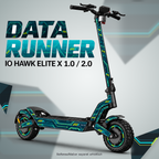 IO HAWK ELITE X 1.0 / 2.0 SKIN | DATA RUNNER – Designvisualisierung; Scooter nicht enthalten. Reifenaufkleber separat erhältlich.