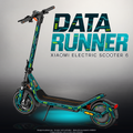 XIAOMI ELECTRIC SCOOTER 6 SKIN | DATA RUNNER – Designvisualisierung mit Licht in der Skinfarbe; Scooter nicht enthalten, Beleuchtung separat erhältlich