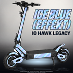 IO HAWK LEGACY SKIN | ICE BLUE (EFFEKT) – Designvisualisierung mit Licht in der Skinfarbe; Scooter nicht enthalten, Beleuchtung separat erhältlich