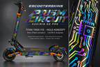 KUKIRIN G2 PRO SKIN | PRISM CIRCUIT – Holo-Effekt simuliert; +24,99 EUR Aufpreis. Digitale Materialsimulation, keine physische Druckprobe. Nur Body-Skin; Scooter und Felgenaufkleber nicht enthalten.