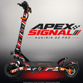 KUKIRIN G2 PRO SKIN | APEX SIGNAL – Designvisualisierung im Studio-Look mit Licht in der Skinfarbe; Scooter nicht enthalten, Beleuchtung separat erhältlich