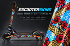 KUKIRIN G2 PRO SKIN | CRIMSON DRAGON SKY BLUE – Holo-Effekt simuliert; +24,99 EUR Aufpreis. Digitale Materialsimulation, keine physische Druckprobe. Nur Body-Skin; Scooter und Felgenaufkleber nicht enthalten.