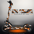 KUKIRIN G2 PRO SKIN | ION ARMOR – Designvisualisierung im Studio-Look mit Licht in der Skinfarbe; Scooter nicht enthalten, Beleuchtung separat erhältlich