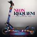 KUKIRIN G2 PRO SKIN | NEON REQUIEM – Designvisualisierung mit Licht in der Skinfarbe; Scooter nicht enthalten, Beleuchtung separat erhältlich