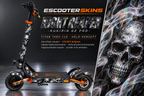 KUKIRIN G2 PRO SKIN | NIGHT REAPER – Holo-Effekt simuliert; +24,99 EUR Aufpreis. Digitale Materialsimulation, keine physische Druckprobe. Nur Body-Skin; Scooter und Felgenaufkleber nicht enthalten.
