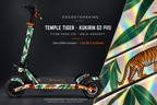 KUKIRIN G2 PRO SKIN | TEMPLE TIGER – Holo-Effekt simuliert; +24,99 EUR Aufpreis. Digitale Materialsimulation, keine physische Druckprobe. Nur Body-Skin; Trittbrett und Felgenaufkleber separat; Scooter nicht enthalten.