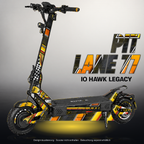 IO HAWK LEGACY SKIN | PIT LANE 77 – Designvisualisierung mit Licht in der Skinfarbe; Scooter nicht enthalten, Beleuchtung separat erhältlich