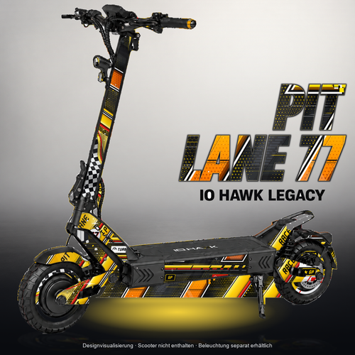 IO HAWK LEGACY SKIN | PIT LANE 77 – Designvisualisierung mit Licht in der Skinfarbe; Scooter nicht enthalten, Beleuchtung separat erhältlich