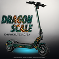 IO HAWK ELITE X 1.0 / 2.0 SKIN | DRAGON SCALE – Designvisualisierung mit Licht in der Skinfarbe; Scooter nicht enthalten, Beleuchtung separat erhältlich