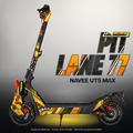 NAVEE UT5 MAX SKIN | PIT LANE 77 – Designvisualisierung mit Licht in der Skinfarbe; Scooter nicht enthalten, Beleuchtung separat erhältlich