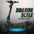 IO HAWK LEGACY SKIN | DRAGON SCALE – Designvisualisierung mit Licht in der Skinfarbe; Scooter nicht enthalten, Beleuchtung separat erhältlich