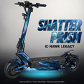 IO HAWK LEGACY SKIN | SHATTER PRISM – Designvisualisierung mit Licht in der Skinfarbe; Scooter nicht enthalten, Beleuchtung separat erhältlich