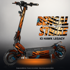 IO HAWK LEGACY SKIN | BENGAL STRIKE – Designvisualisierung mit Licht in der Skinfarbe; Scooter nicht enthalten, Beleuchtung separat erhältlich