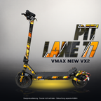 VMAX NEW VX2 SKIN | PIT LANE 77 – Designvisualisierung mit Licht in der Skinfarbe; Scooter nicht enthalten, Beleuchtung separat erhältlich