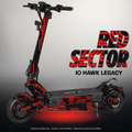 IO HAWK LEGACY SKIN | RED SECTOR – Designvisualisierung mit Licht in der Skinfarbe; Scooter nicht enthalten, Beleuchtung separat erhältlich