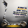 NAVEE ST3 / ST3 PRO SKIN | APEX RACING – Designvisualisierung mit Licht in der Skinfarbe; Scooter nicht enthalten, Beleuchtung separat erhältlich