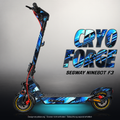 SEGWAY NINEBOT F3 / F3 PRO SKIN | CRYO FORGE – Designvisualisierung mit Licht in der Skinfarbe; Scooter nicht enthalten, Beleuchtung separat erhältlich