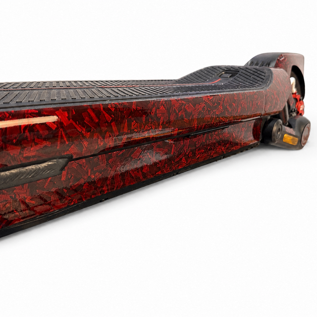 SEGWAY NINEBOT G3 SKIN | RED FORGED CARBON