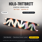 INK TIGER Trittbrett-Skin – Holo-Effekt simuliert, +24,99 € Aufpreis im Variantenpreis enthalten. Digitale Materialsimulation, keine physische Druckprobe. Form je nach Modellauswahl; Scooter nicht enthalten.