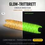 AMBER PROWL Trittbrett-Skin – Nachteffekt simuliert, +29,99 € Aufpreis im Variantenpreis enthalten. Beispiel E3; Form je nach Modellauswahl. Digitale Design-/Materialvisualisierung, keine physische Druckprobe. Scooter nicht enthalten.
