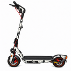 Segway Ninebot F3 mit 2D INK Skin – digitale Designvisualisierung, Gesamtansicht