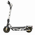 G2 MAX 2D INK – ganze Scooter-Ansicht, digitale Designvisualisierung