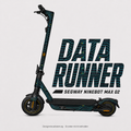 DATA RUNNER Skin für Segway Ninebot MAX G2 – dunkles Circuit-Design mit türkisfarbenen Linien und gelbgrünen Akzenten; digitale Designvisualisierung