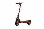 Orange Velocity – Designvisualisierung des montierten Skins am Segway Ninebot MAX G3. Scooter nicht enthalten.