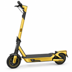 Generierte Produktvisualisierung: Segway Ninebot MAX G2 mit gebürstet-goldenem Skin; tatsächliche Wirkung kann abweichen.