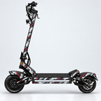 Urban Red Camo – Designvisualisierung des montierten Skins am Teverun Fighter Mini. Scooter nicht enthalten.