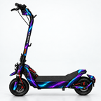 Violet Voltage – Designvisualisierung des montierten Skins am Segway Ninebot ZT3. Scooter nicht enthalten.